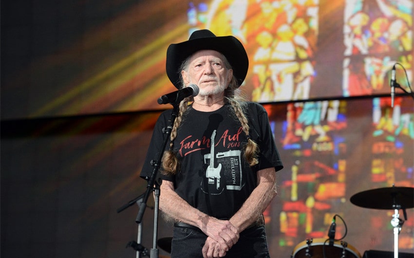 willie nelson net worth