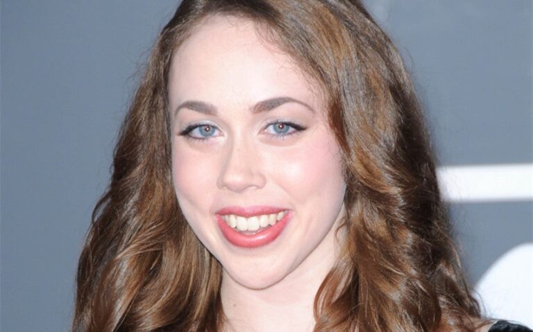 sarah jarosz net worth