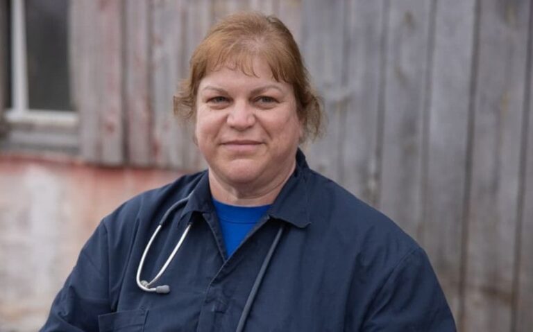Brenda Grettenberger Net Worth: How a Rural Vet Quietly Built Public Recognition