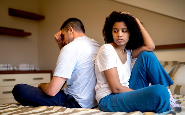 emotionally unavailable husband