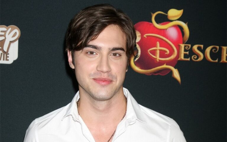 ryan mccartan net worth