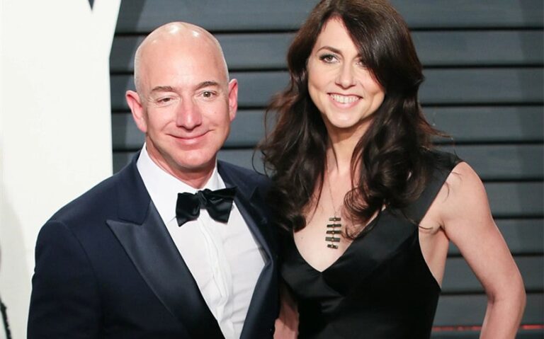 bezos ex wife net worth