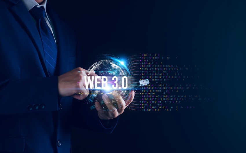 Features of Decentralized Internet and Its Apps