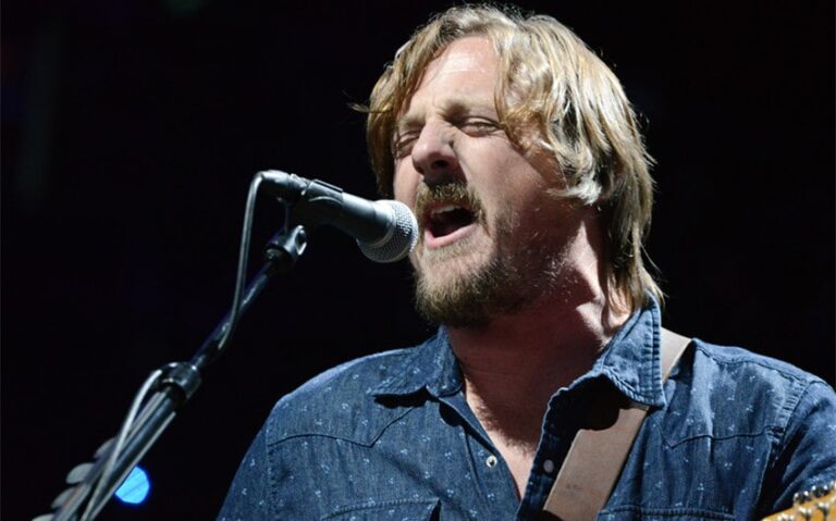 sturgill simpson net worth