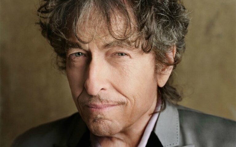 bob dylans net worth