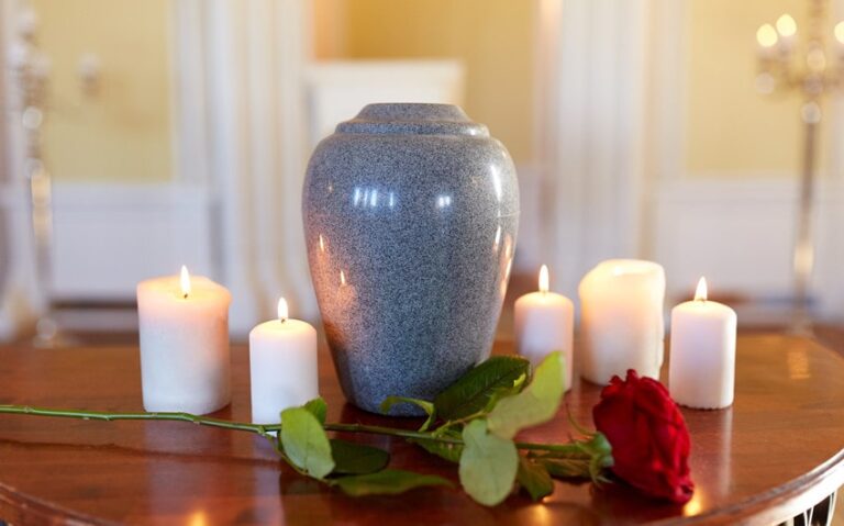 Choosing the Perfect Cremation Urn